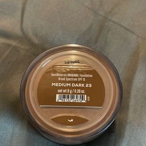 ORIGINAL LOOSE POWDER FOUNDATION SPF 15. Shade Medium Dark 23. (New no box)